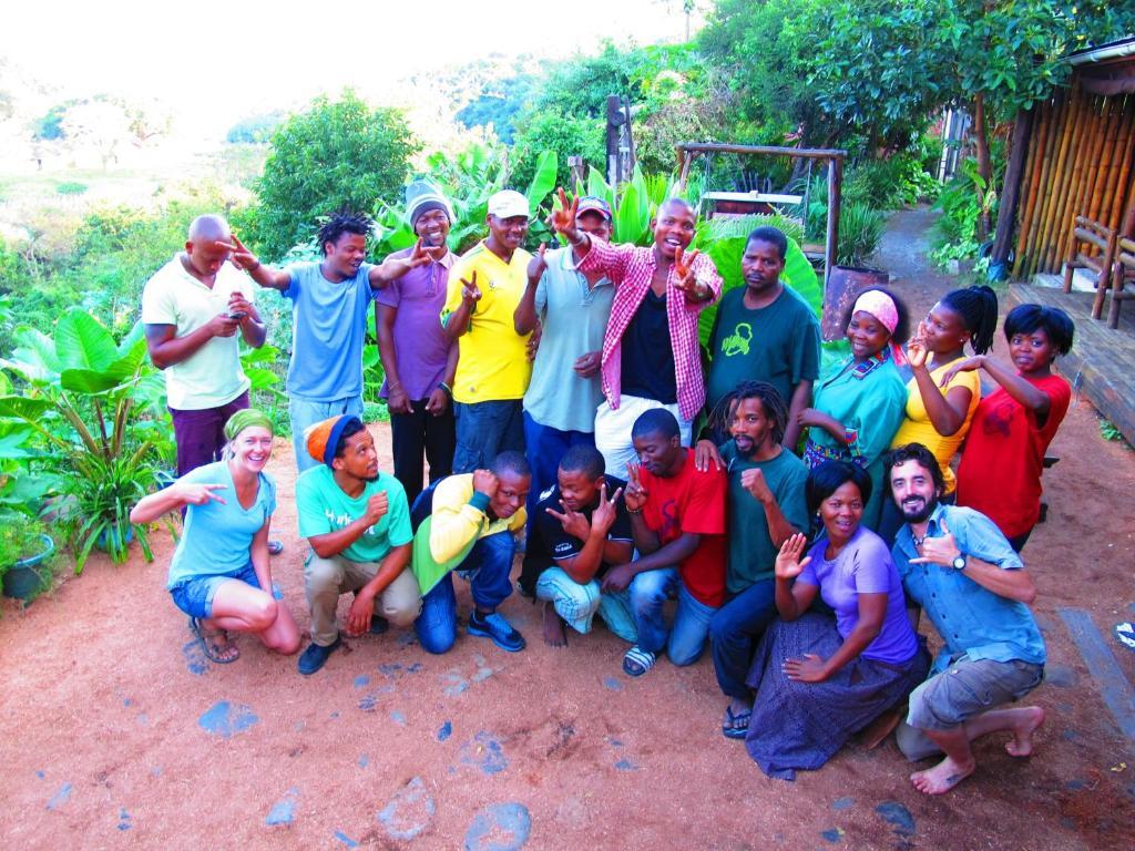 Amapondo Backpacker Lodge Port Saint John's Bagian luar foto
